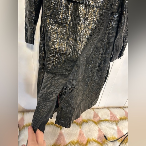 Free People Vegan Midnight Train Duster in black with a white faux fur collar - Picture 13 of 15